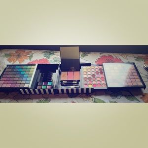 Sephora Eyeshadow & Lip Pallet
